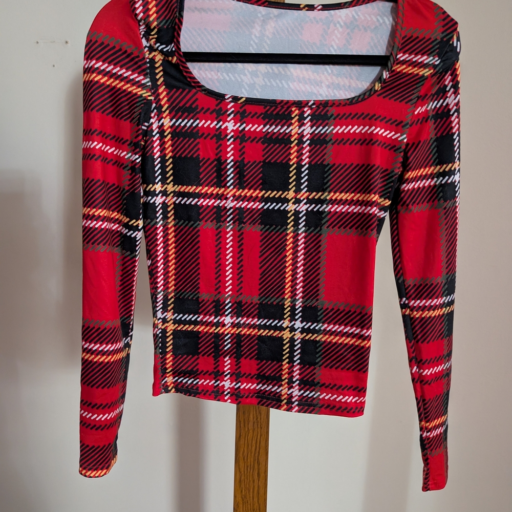 Red and Black Fitted Sailor Collar Blouse